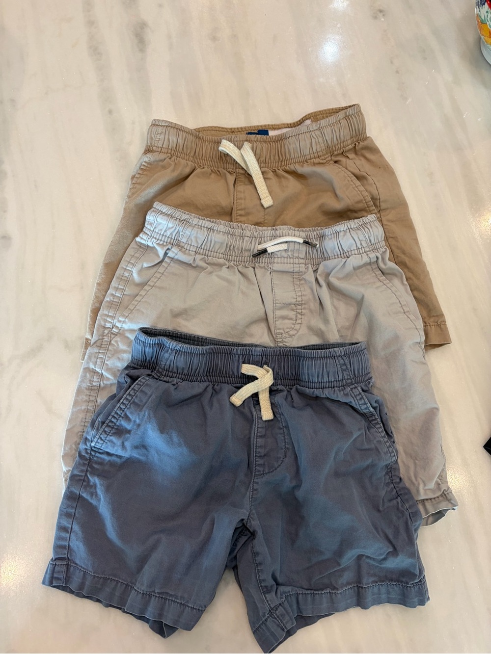 Boys Size 6/7 Shorts Bundle – Old Navy & Cat & Jack – 3 Pairs